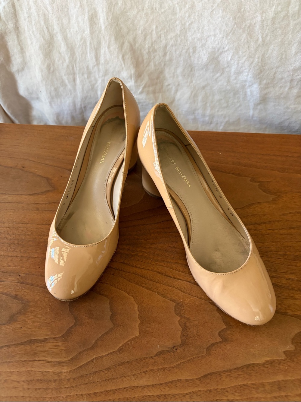 Stuart Weitzman Patent Nude Pumps